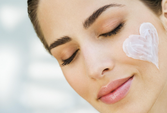 5 Ways You're Destroying Your Skin